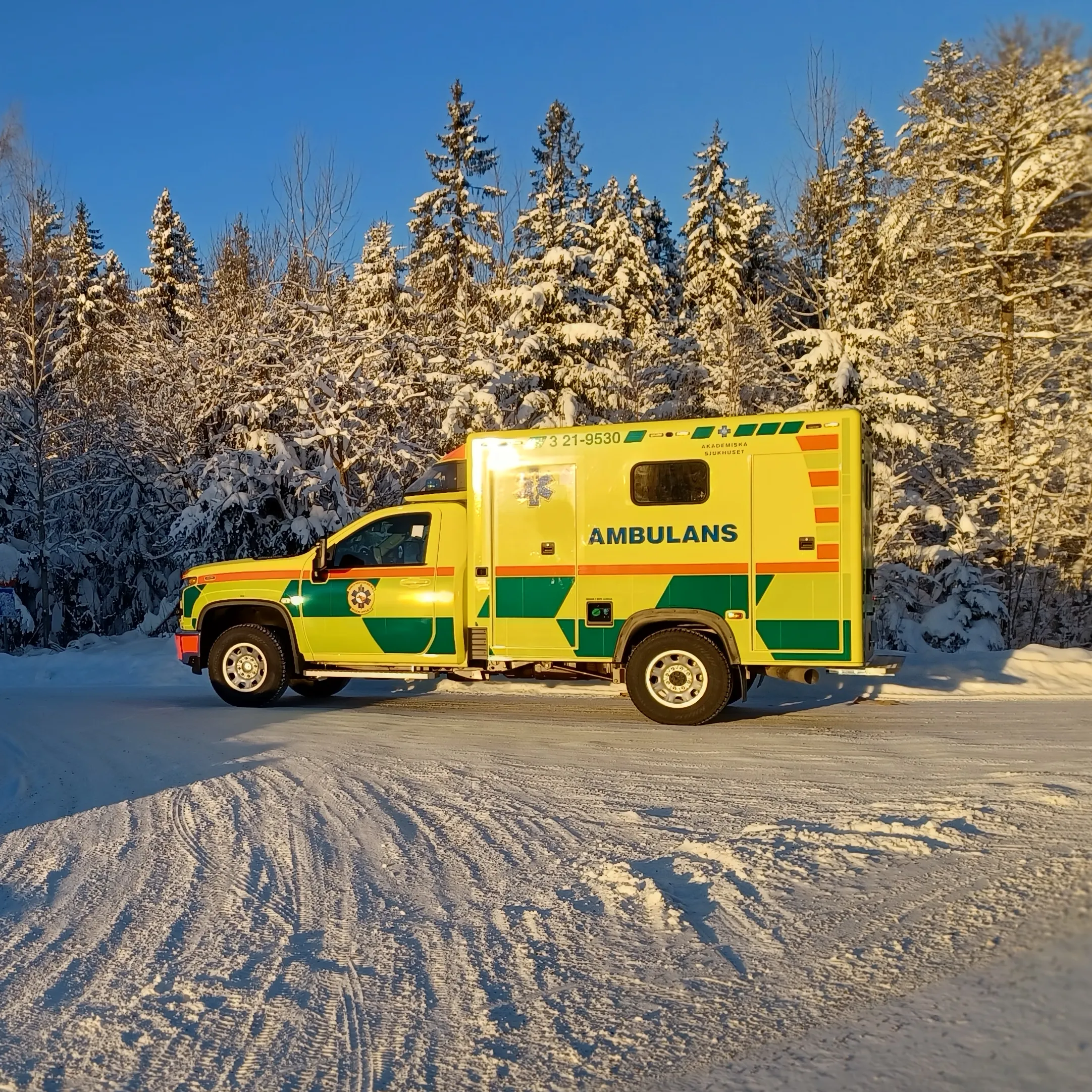 Chevrolet Ambulans 909i vinterlandskap